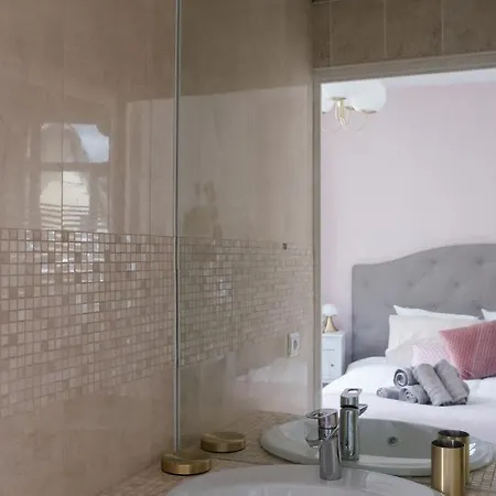 Διαμέρισμα Cosy Chic Hyper-centre 4 Pers, 2 Bedrooms , 2 Sdb, Terrasse, Wifi